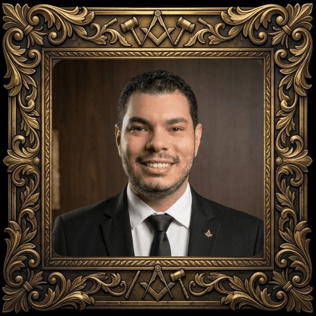 Lucas L. Souza